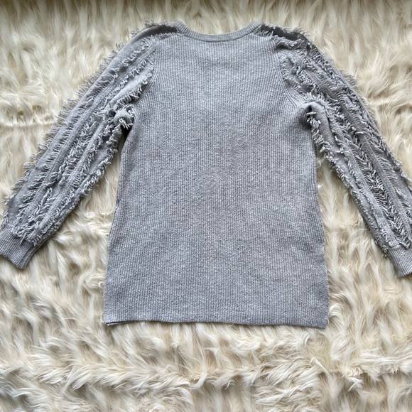 1.State | Fringe Sleeve Tunic Sweater - Picture 7 of 9